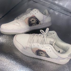 Kito dunk low holy Christ